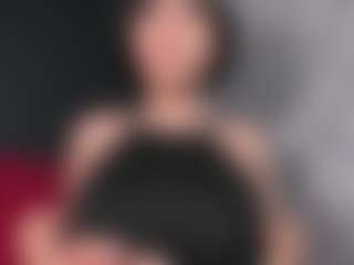 Giannasue's Live Sex Cam Show