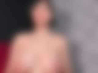 Giannasue's Live Sex Cam Show