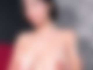 Giannasue's Live Sex Cam Show