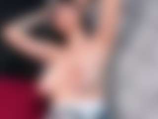 Giannasue's Live Sex Cam Show