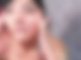 Giannasue's Live Sex Cam Show