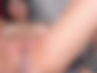 Giannasue's Live Sex Cam Show