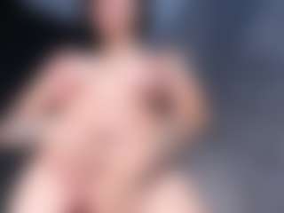 Giannasue's Live Sex Cam Show
