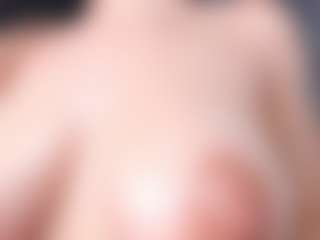 Giannasue's Live Sex Cam Show