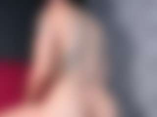Giannasue's Live Sex Cam Show