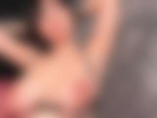 Giannasue's Live Sex Cam Show
