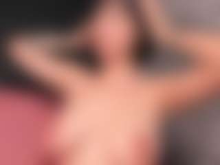 Giannasue's Live Sex Cam Show
