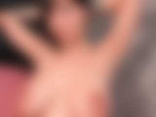 Giannasue's Live Sex Cam Show