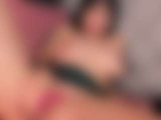 Giannasue's Live Sex Cam Show