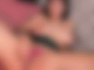 Giannasue's Live Sex Cam Show
