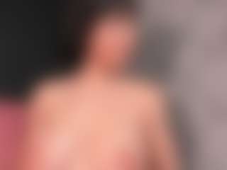 Giannasue's Live Sex Cam Show