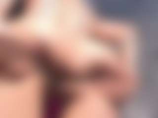Giannasue's Live Sex Cam Show