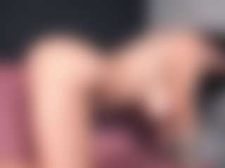 Giannasue's Live Sex Cam Show