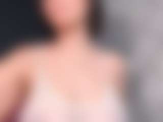 Giannasue's Live Sex Cam Show