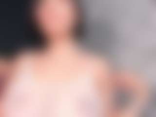 Giannasue's Live Sex Cam Show