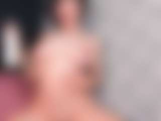 Giannasue's Live Sex Cam Show