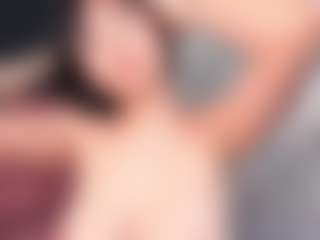 Giannasue's Live Sex Cam Show