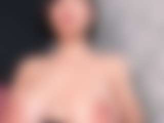 Giannasue's Live Sex Cam Show