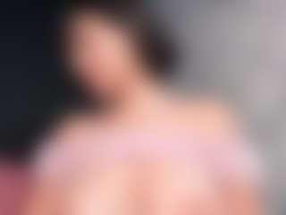 Giannasue's Live Sex Cam Show