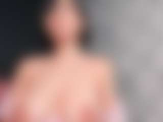 Giannasue's Live Sex Cam Show