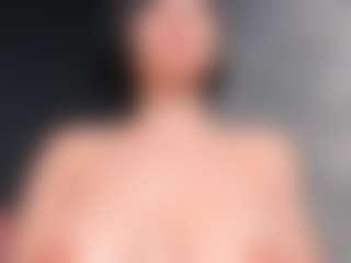 Giannasue's Live Sex Cam Show