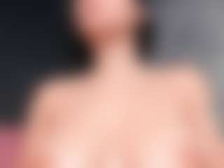 Giannasue's Live Sex Cam Show