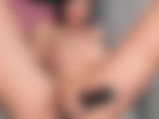 Giannasue's Live Sex Cam Show
