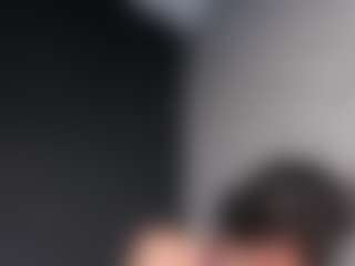 Giannasue's Live Sex Cam Show