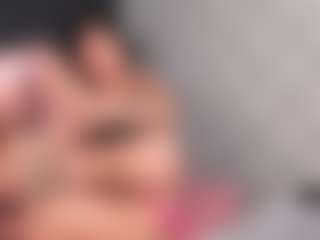 Giannasue's Live Sex Cam Show