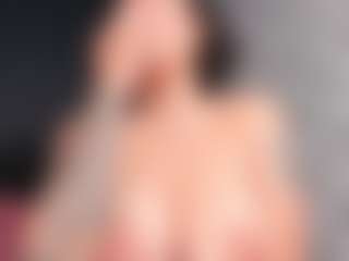 Giannasue's Live Sex Cam Show