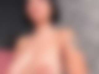 Giannasue's Live Sex Cam Show