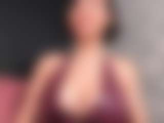 Giannasue's Live Sex Cam Show