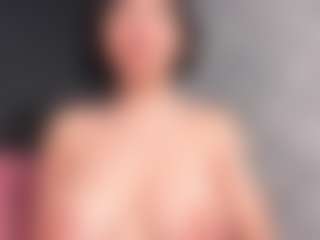 Giannasue's Live Sex Cam Show