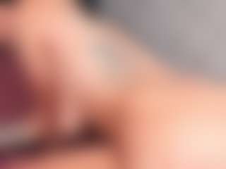 Giannasue's Live Sex Cam Show
