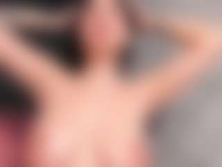 Giannasue's Live Sex Cam Show