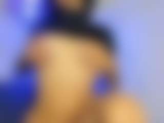 Giannasue's Live Sex Cam Show