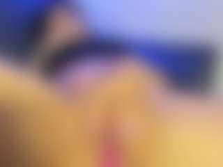 Giannasue's Live Sex Cam Show