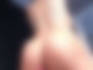 Giannasue's Live Sex Cam Show