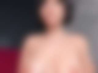 Giannasue's Live Sex Cam Show