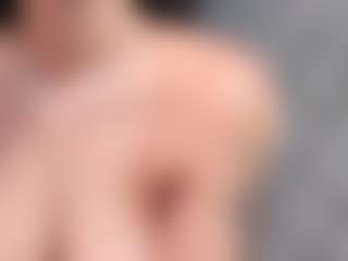 Giannasue's Live Sex Cam Show