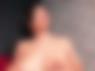 Giannasue's Live Sex Cam Show
