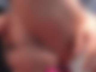 Giannasue's Live Sex Cam Show
