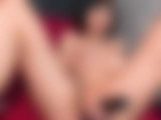 Giannasue's Live Sex Cam Show