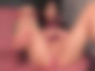 Giannasue's Live Sex Cam Show