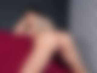 Giannasue's Live Sex Cam Show
