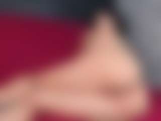 Giannasue's Live Sex Cam Show
