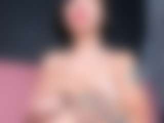 Giannasue's Live Sex Cam Show