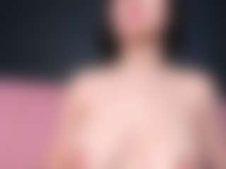 Giannasue's Live Sex Cam Show