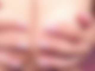 Giannasue's Live Sex Cam Show