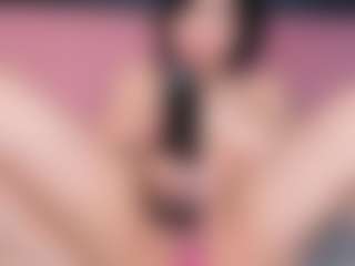 Giannasue's Live Sex Cam Show
